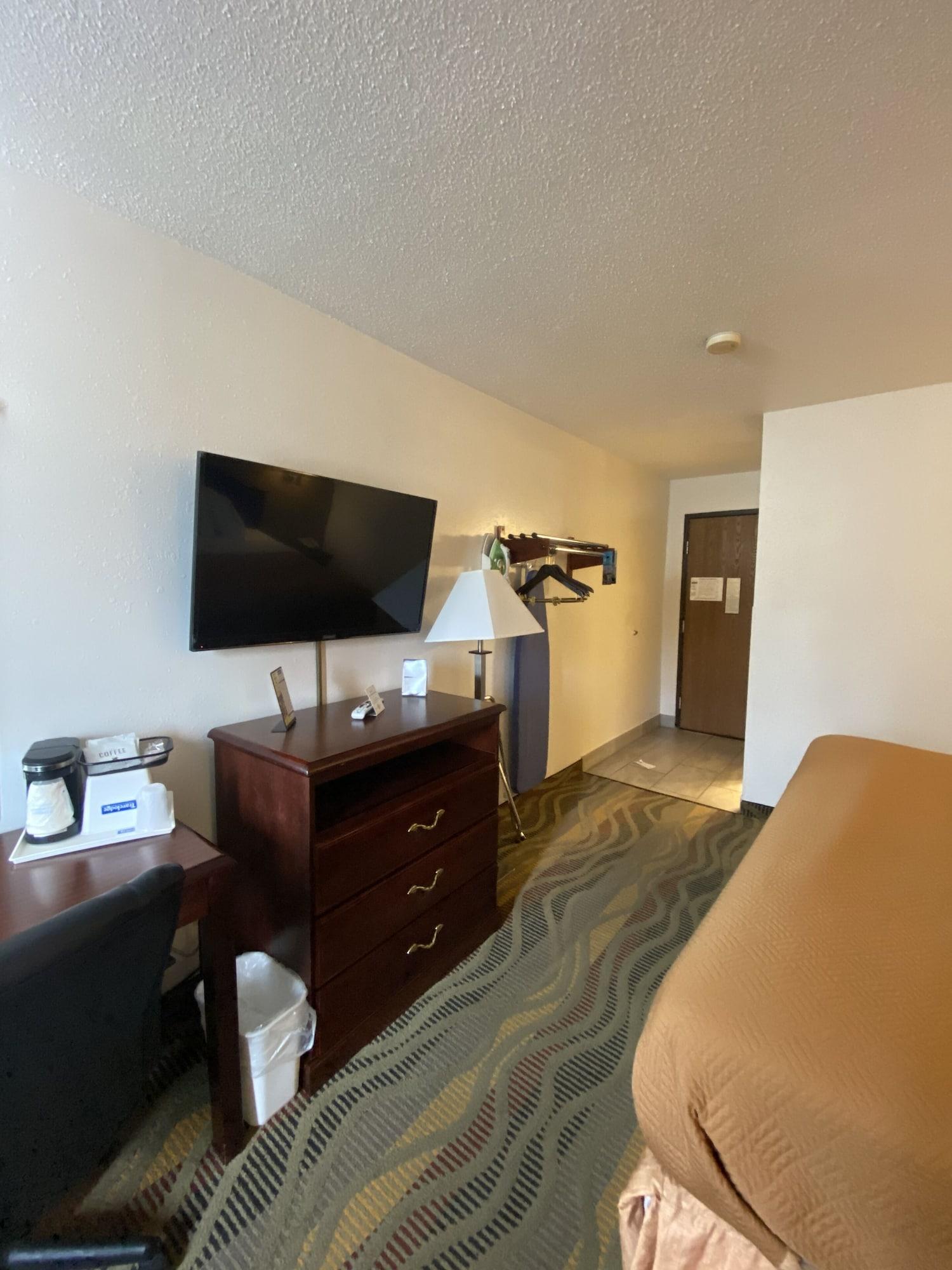 Travelodge By Wyndham La Porte/Michigan City Area Exteriér fotografie